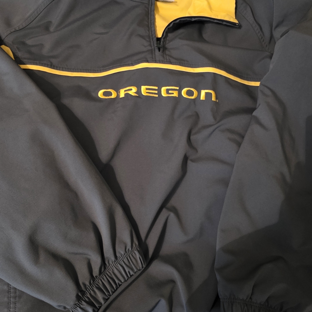 Columbia Dark GREEN and Yellow Windbreaker